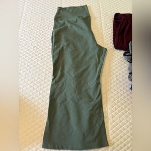 Sage green cropped Women's Wide Leg Yoga pants